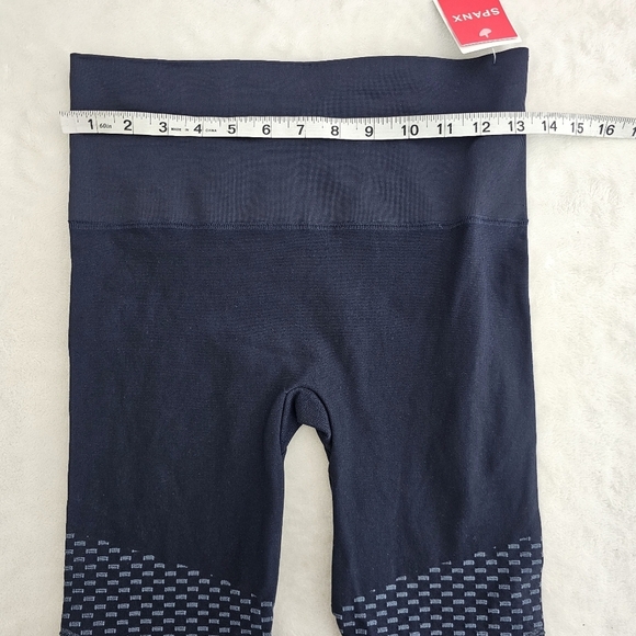 SPANX Look At Me Now Seamless Moto Leggings Indigo Sky Size M - Picture 9 of 14